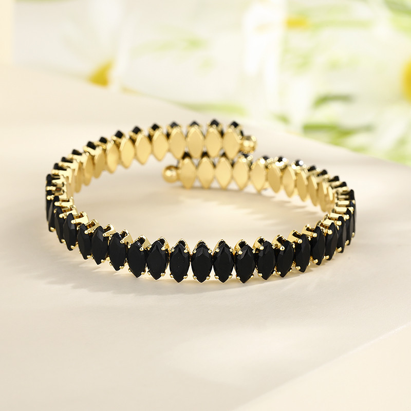 The 18K Gold-Plated Colorful Zircon Flower Bracelet