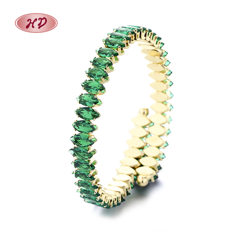 The 18K Gold-Plated Colorful Zircon Flower Bracelet