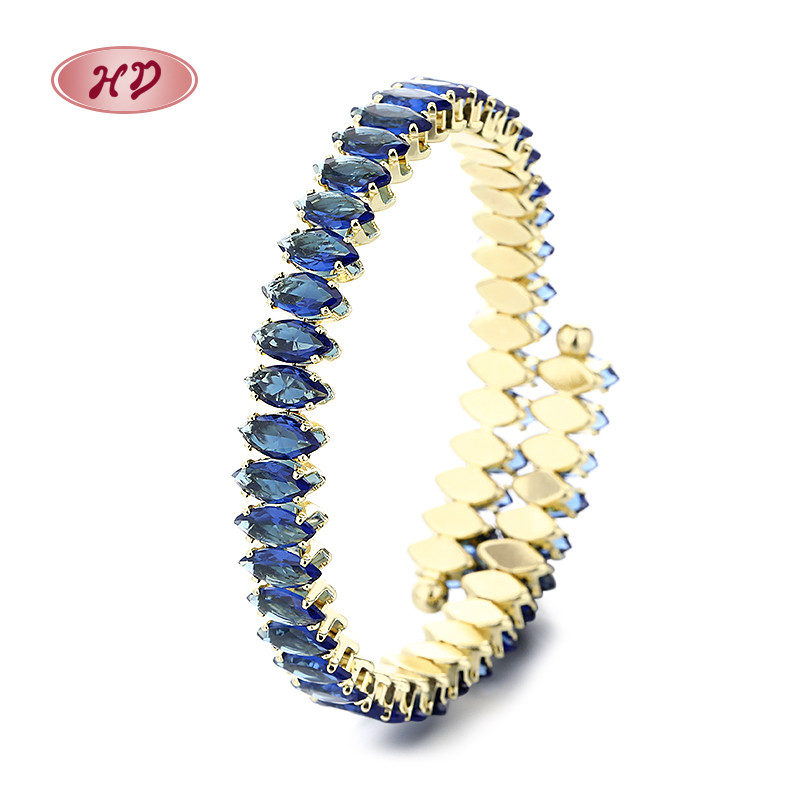 The 18K Gold-Plated Colorful Zircon Flower Bracelet