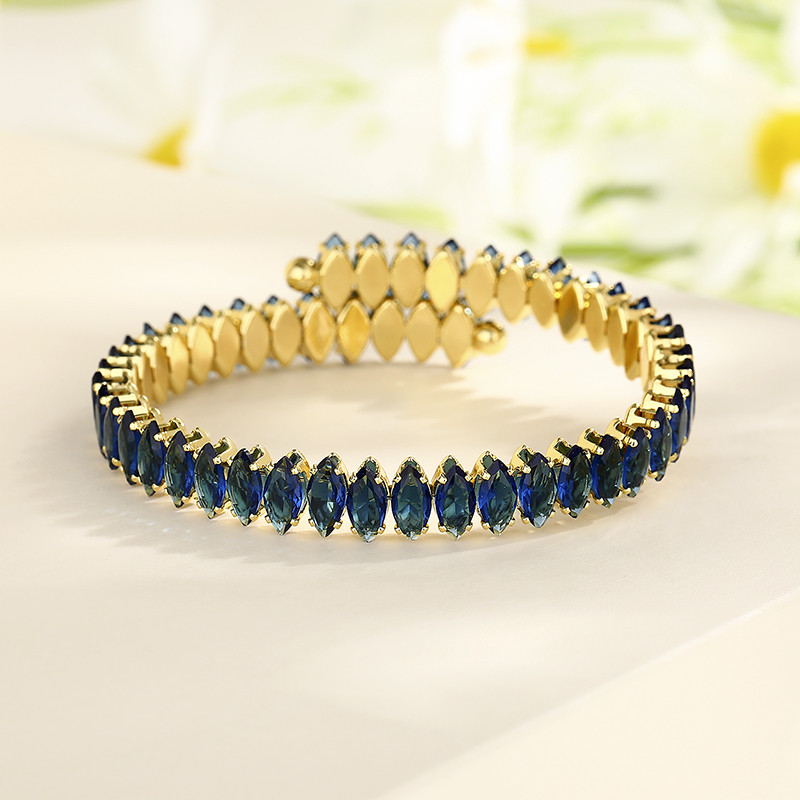 The 18K Gold-Plated Colorful Zircon Flower Bracelet