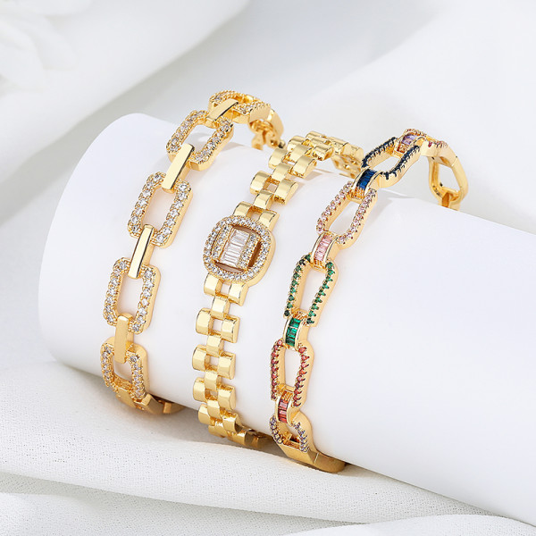 Las pulseras y los brazaletes ajustables chispeantes del Zircon 18K platearon la joyería de moda