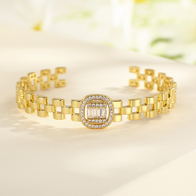 The 18K Gold-Plated Colorful Zircon Flower Bracelet