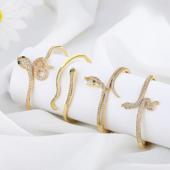 Charm Wholesale 18K Brass Gold Plated Zircon Snake Women'S Bracelets Fashion Jewelry Bangles