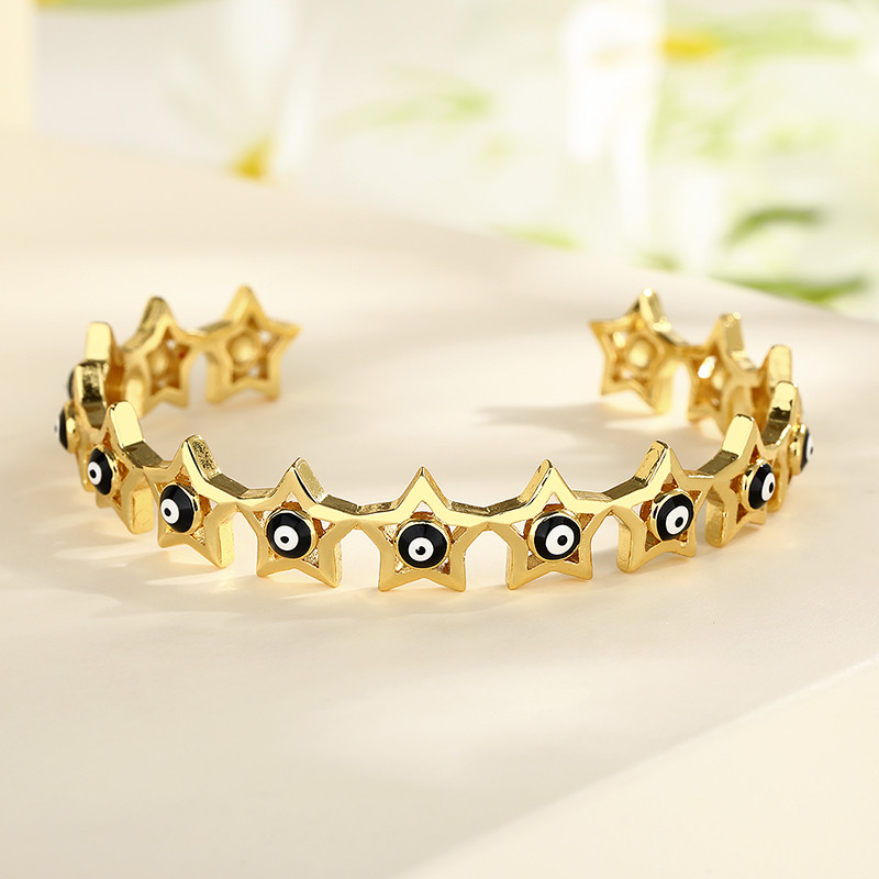 18K Gold-Plated Heart-Shaped Braided Bracelet