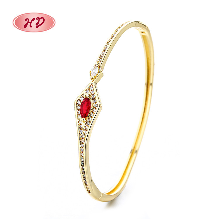 The 18K Gold-Plated Colorful Zircon Flower Bracelet