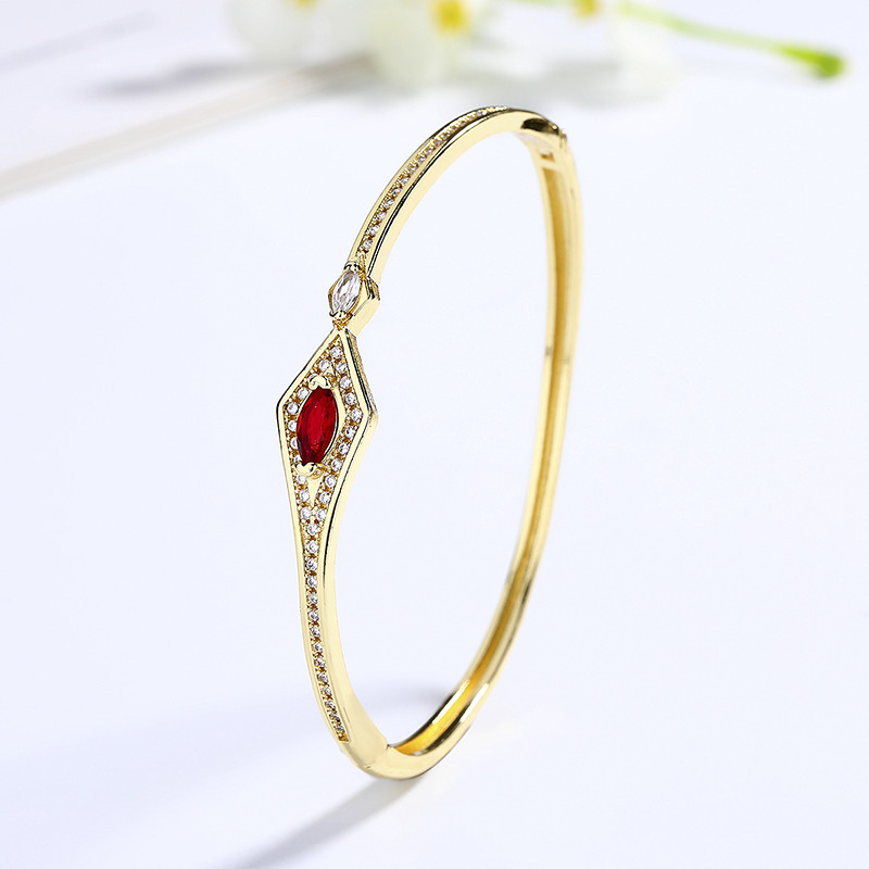 The 18K Gold-Plated Colorful Zircon Flower Bracelet