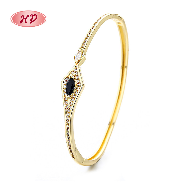 The 18K Gold-Plated Colorful Zircon Flower Bracelet