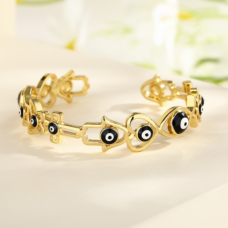 18K Gold-Plated Heart-Shaped Braided Bracelet