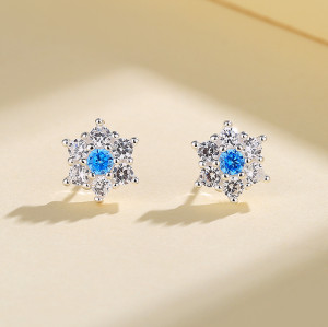 Lujoso 925 plata esterlina AAA cubo zircon azul hexagonal pendientes de joyería de moda