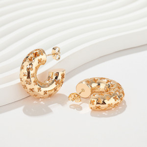 Hd Accessories Wholesale Hollowed Out Flower Design Cubic Zirconia 18K Gold Hoop Earrings