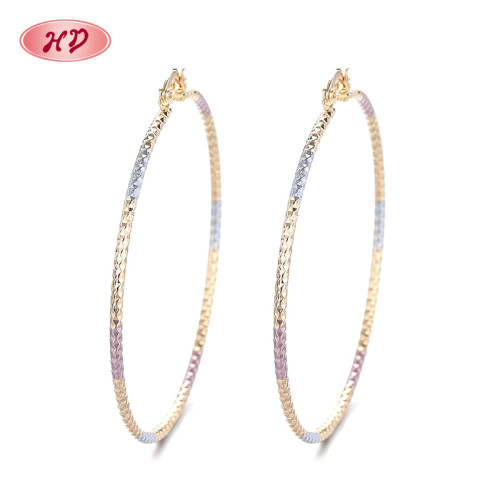 Accesorios HD al por mayor de alta calidad joyas finas impermeables de oro pendientes de mujer Hoop