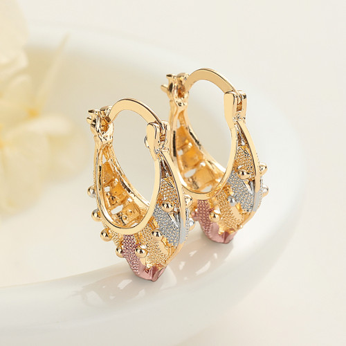 18k Gold Jewelry Wholesale Hollow Out Design Irregular Hoop Earrings For Women