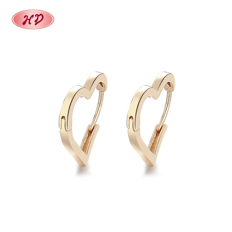 Abrazos de amor - pendientes en forma de corazón dorados de 18k