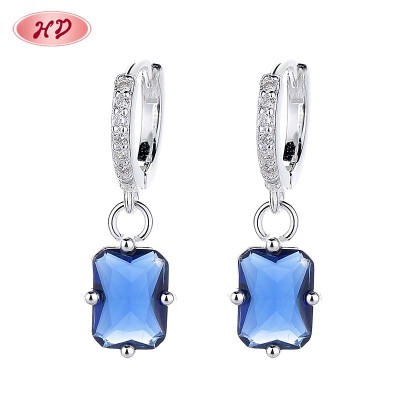 Pendientes carismáticos Rodio chapado en cubo zircon Fashion Girl 925 gotas de pendientes de plata