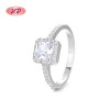 Anillo de plata de ley 925 con circonita cúbica brillante para joyería de alta gama al por mayor