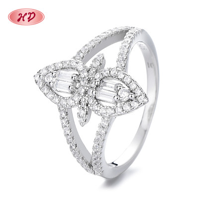 Beautiful High End  Cubic Zirconia S925 Silver Ring Ideal For Upscale Jewelry Collections Glamorous Ring