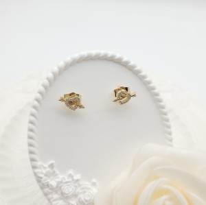 Pendientes Huggies chapados en oro de 18 quilates Flecha de Cupido del Amor Religiosos Devotos Creyentes Joyería de Alta Calidad