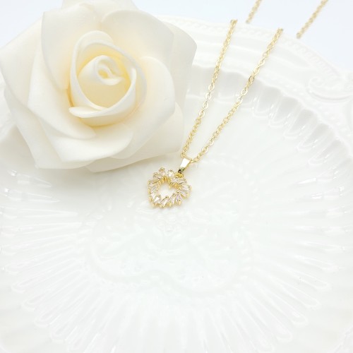 Heart-shaped Pendant Necklaces Wholesale Hollow Design AAA Zircon 18K Gold-Plated Women's Jewelry Factory Direct Sales