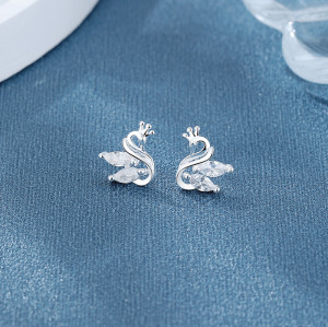 Venta al por mayor de pendientes de plata de ley 925 para mujer con diseño de cisne