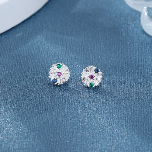 Wholesale 925 Sterling Silver Women's Stud Earrings Daisy Plant Design