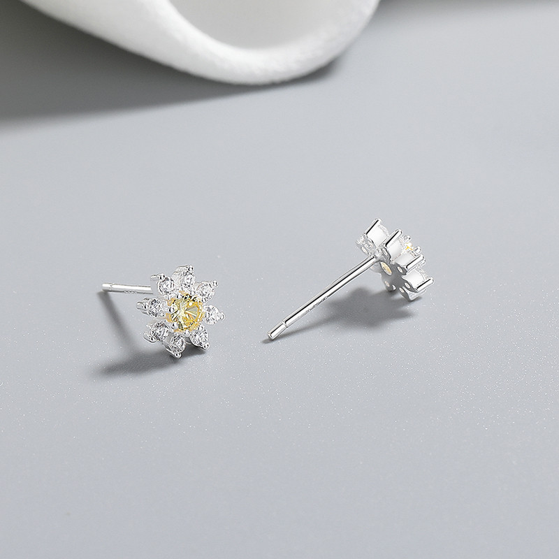 925 Sterling Silver Cubic Zirconia Stud Earrings