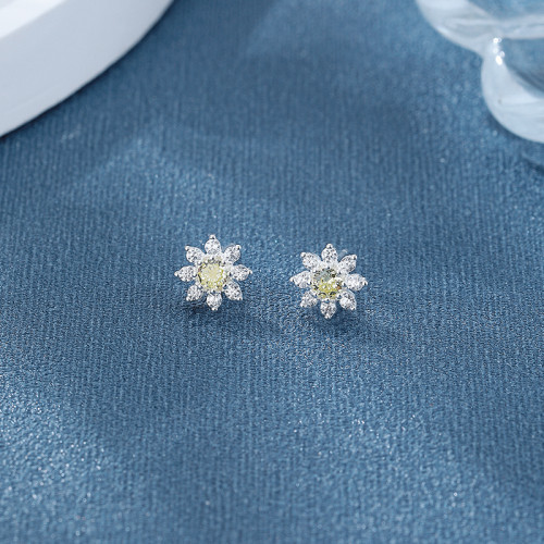 Wholesale 925 Sterling Silver Women's Stud Earrings Sunflower Design Zirconia