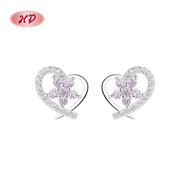 Venta al por mayor de pendientes de botón para mujer de plata de ley 925 con diseño de corazón y flor ahuecados en blanco y circonita