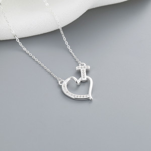 Collar con colgante de circonita cúbica S925 con forma de corazón para mujer, joyería al por mayor