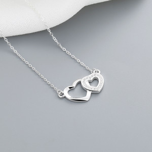 Collares colgantes de doble corazón de plata de ley S925 con circonita AAA al por mayor