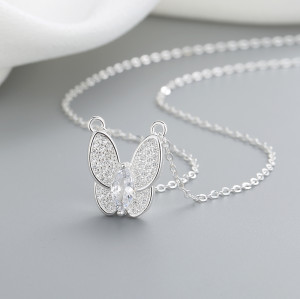 Venta al por mayor de collares colgantes de plata de ley S925 con circonita AAA y mariposa hueca