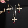 ¿A qué debo prestar atención al comprar joyas de moda en línea?