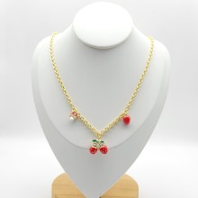 Venta al por mayor de joyas colgantes de moda para mujer con diseño de cereza y corazón chino