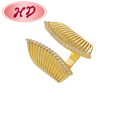 Ring Supplier | 18K Gold-Plated Geometric Line Design Zircon Jewelry