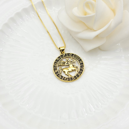 Joyería chapada en oro de 18 quilates de la serie Constelación al por mayor | Collar de Sagitario para mujer