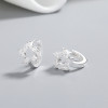 Pendientes de plata 925 al por mayor de China | Pendientes Huggie con flor de circonita blanca para mujer