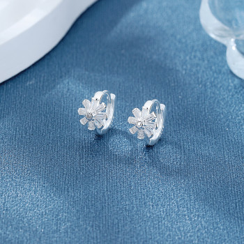 925 Silver Earrings Suppliers | White Zircon Daisy Flower Women's Jewelry