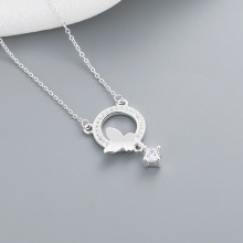 Collar de plata de ley 925 al por mayor | Colgante de mariposa hueca con luz animal de lujo