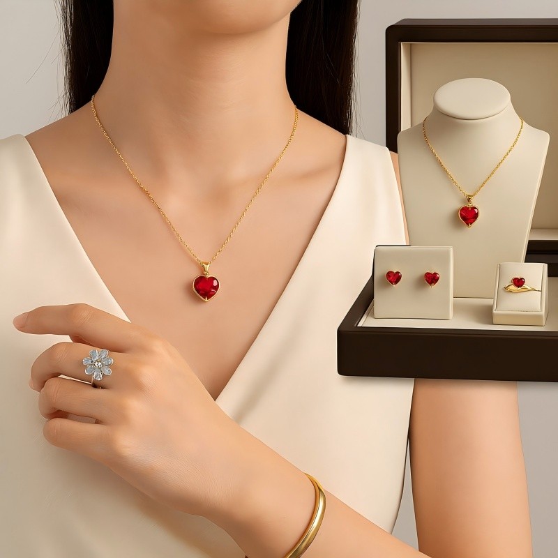Exclusive designs & customization of wholesale fashion jewelry