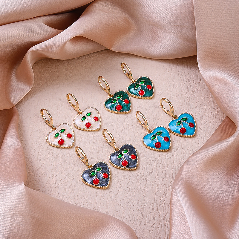 High-quality jewelry in Hengdian Jewelry: 18k gold plated earrings
