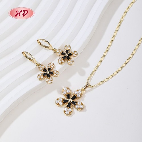 Women's 18k Gold Plated Flower Jewelry Set | Fine Earring and Necklace for Party Casual Occasions