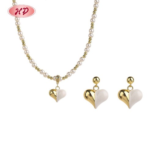 Conjunto de joyería de moda con corazón y perla chapado en oro de 18 quilates | Joyería Hengdian Trendy Wholesale