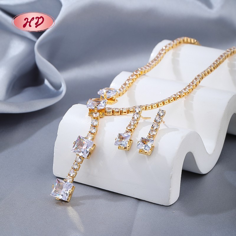 Dainty Shinning Square Jewlry Set