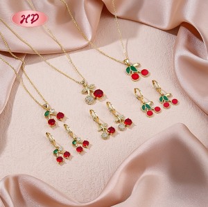 Conjunto de joyas con circonitas cerezas y baño de oro de 18 quilates | Selección de moda al por mayor