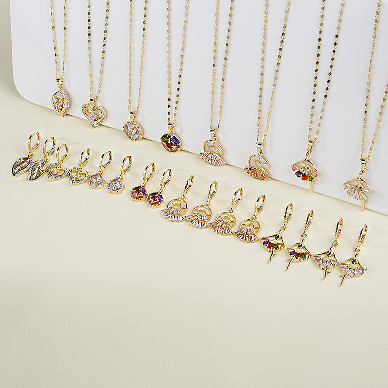 18k Gold Jewelry Set in Wholesale Business by Hengdian Jewelry