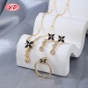 Conjunto de joyas de mariposa en oro de 18 quilates | Pendientes, anillo y collar | Joyería para mujer al por mayor