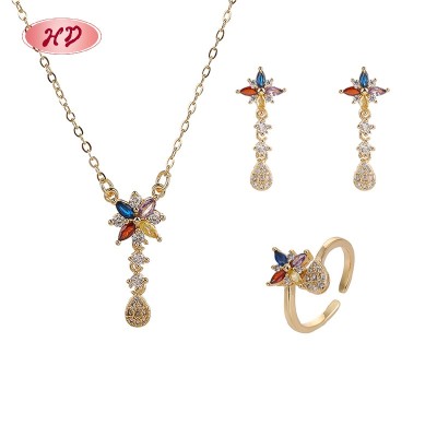Conjunto de aretes, anillo y collar de mariposa de oro de 18 quilates | Joyería para mujer al por mayor para regalar