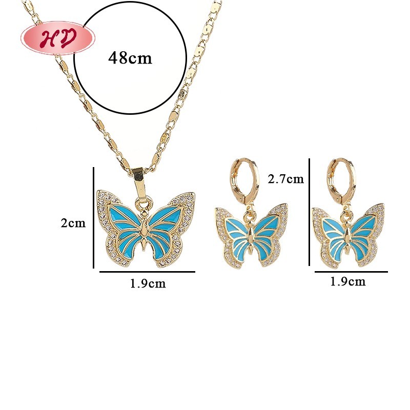 Vintage 18K Gold-plated Butterfly Necklace & Earrings Set for Women