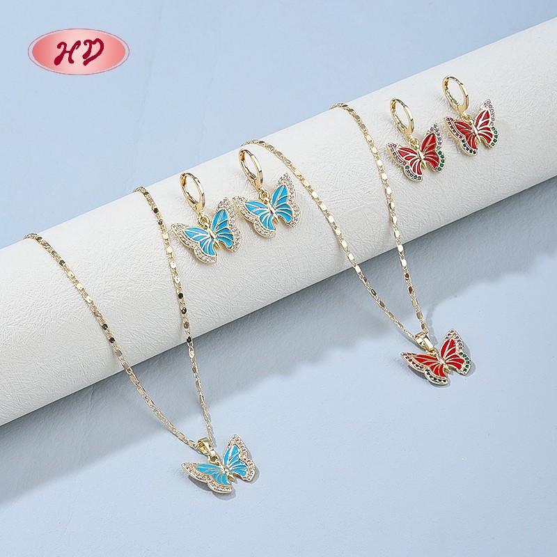 Vintage 18K Gold-plated Butterfly Necklace & Earrings Set for Women