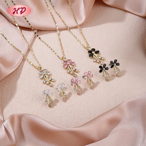 Wholesale 18K Gold Flower Earrings & Necklace Set with Black Zircon | Women's Jewelry Set for Anniversary and Office Use