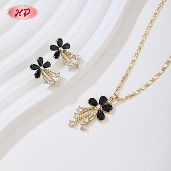 Wholesale 18K Gold Flower Earrings & Necklace Set with Black Zircon | Women's Jewelry Set for Anniversary and Office Use